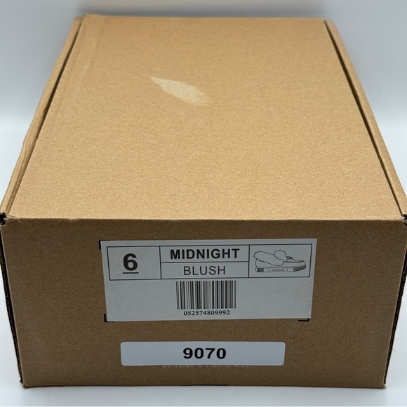 Midnight Blush Pink Faux Fur Moc Slippers | Size 6 | NIB - Picture 6 of 6